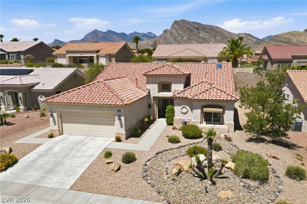 2705 Byron, Las Vegas, NV 89134