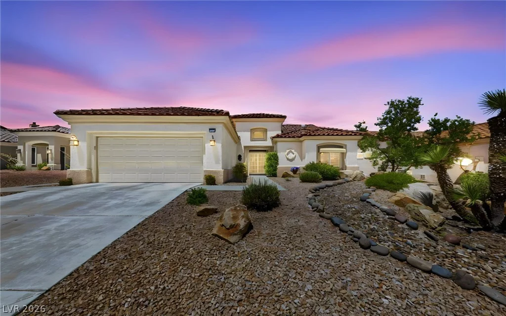 2705 Byron, Las Vegas, NV 89134