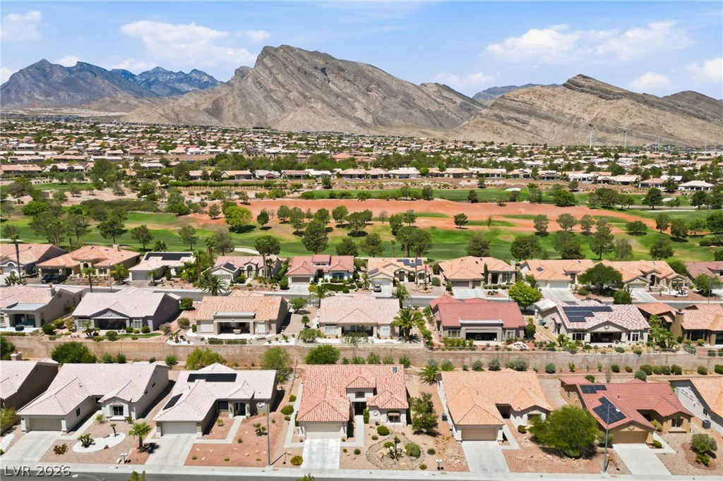 2705 Byron, Las Vegas, NV 89134