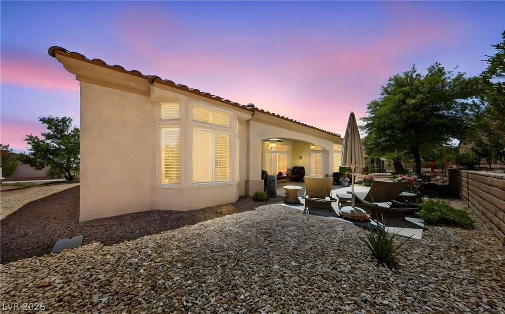 2705 Byron, Las Vegas, NV 89134