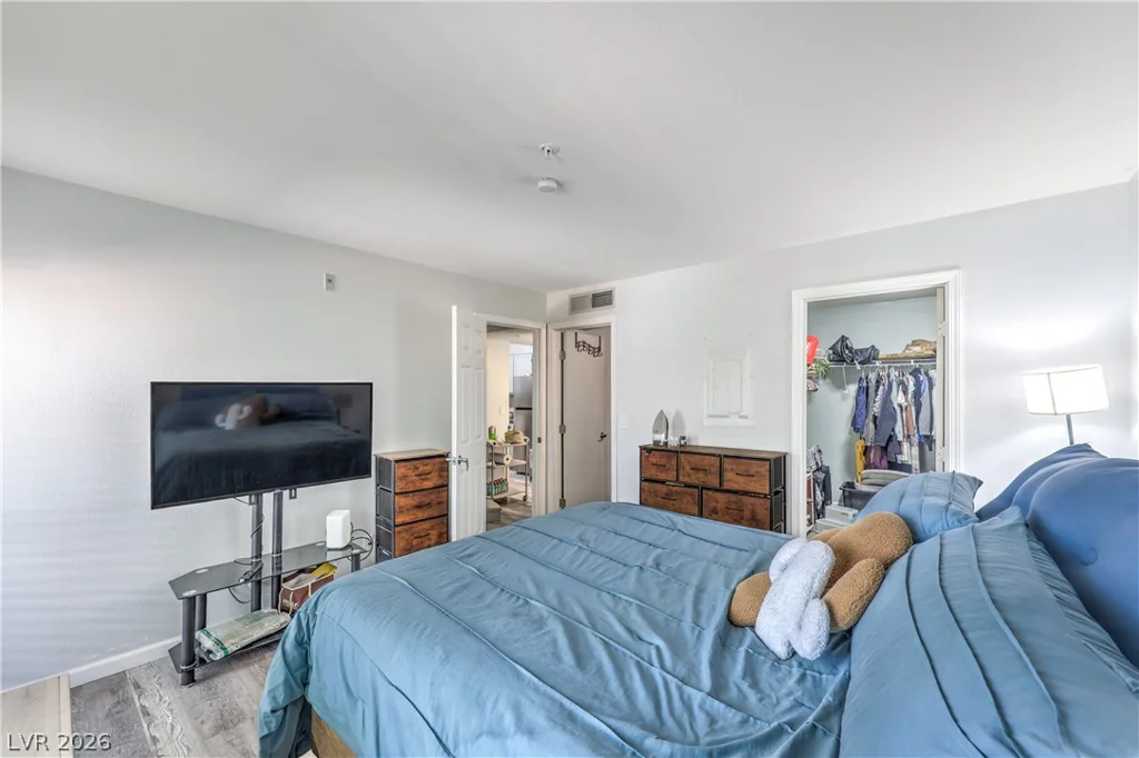 2101 Blue Breeze, Las Vegas, NV 89128