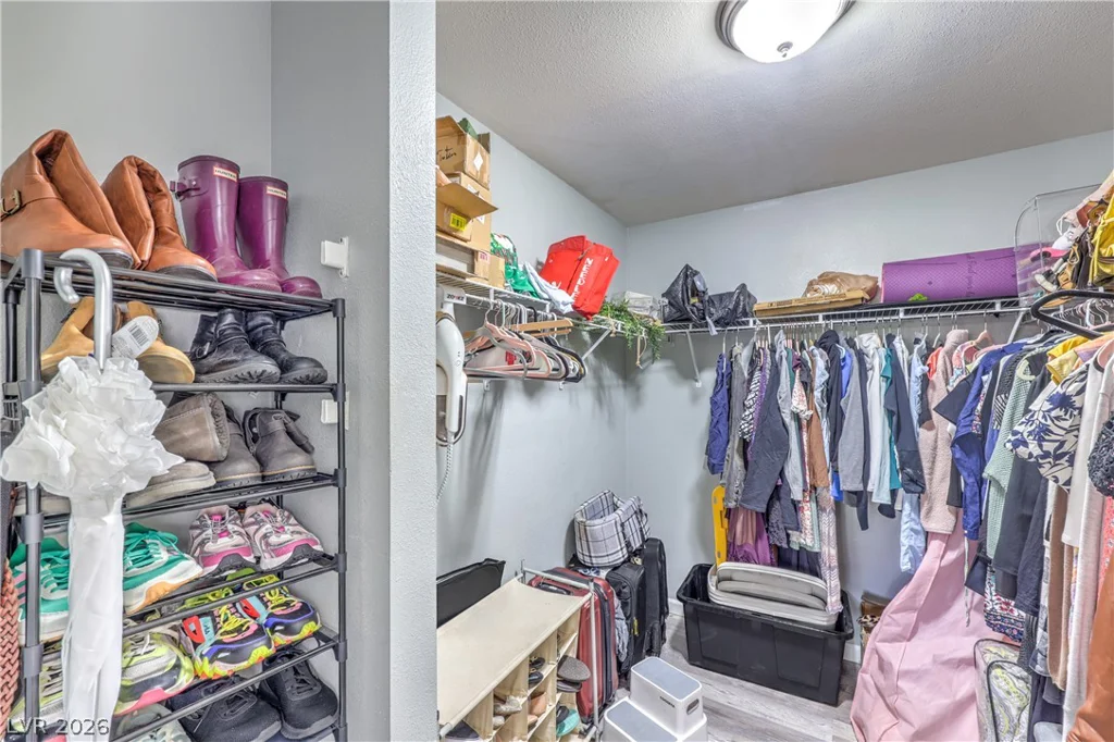 2101 Blue Breeze, Las Vegas, NV 89128