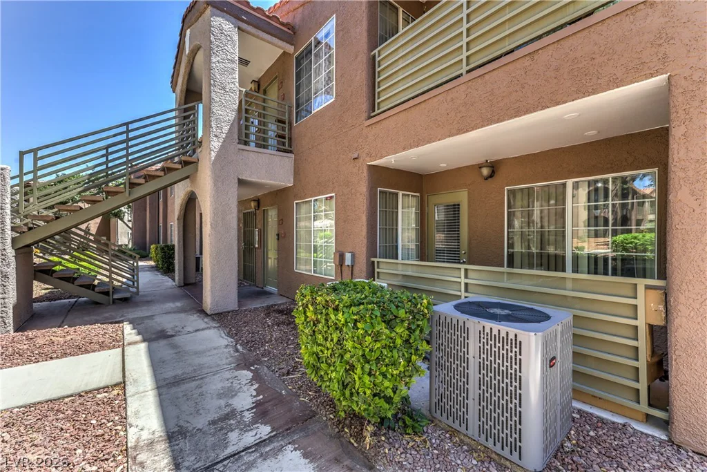 2101 Blue Breeze, Las Vegas, NV 89128