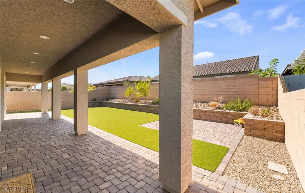 117 Ella Ashman, Henderson, NV 89011