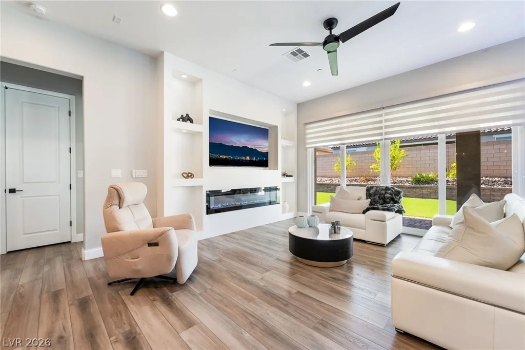 117 Ella Ashman, Henderson, NV 89011
