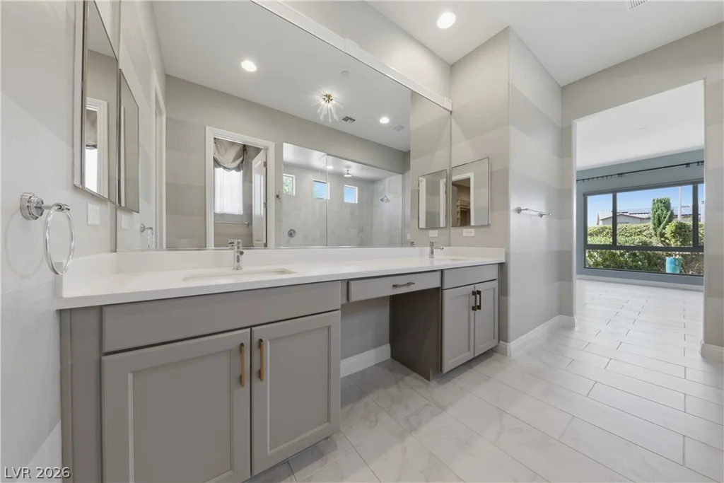 68 Strada Caruso, Henderson, NV 89011
