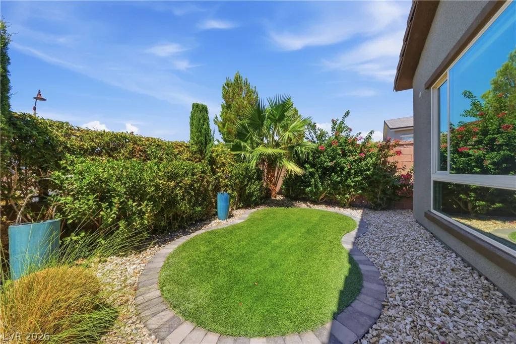 68 Strada Caruso, Henderson, NV 89011