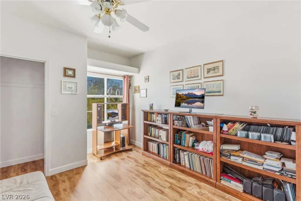525 Indian Princess, Las Vegas, NV 89145