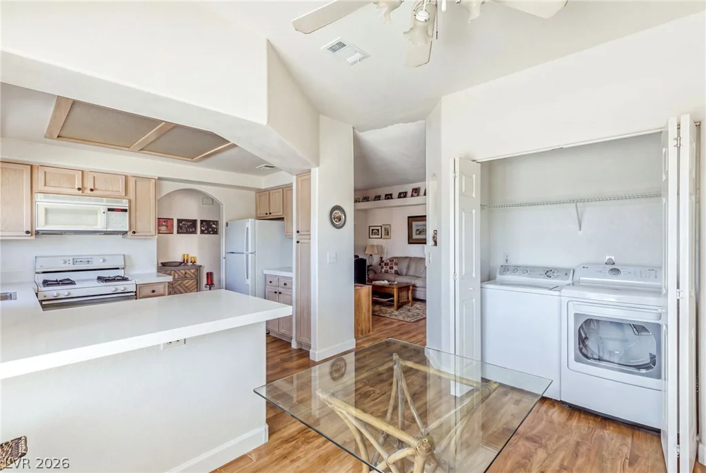 525 Indian Princess, Las Vegas, NV 89145
