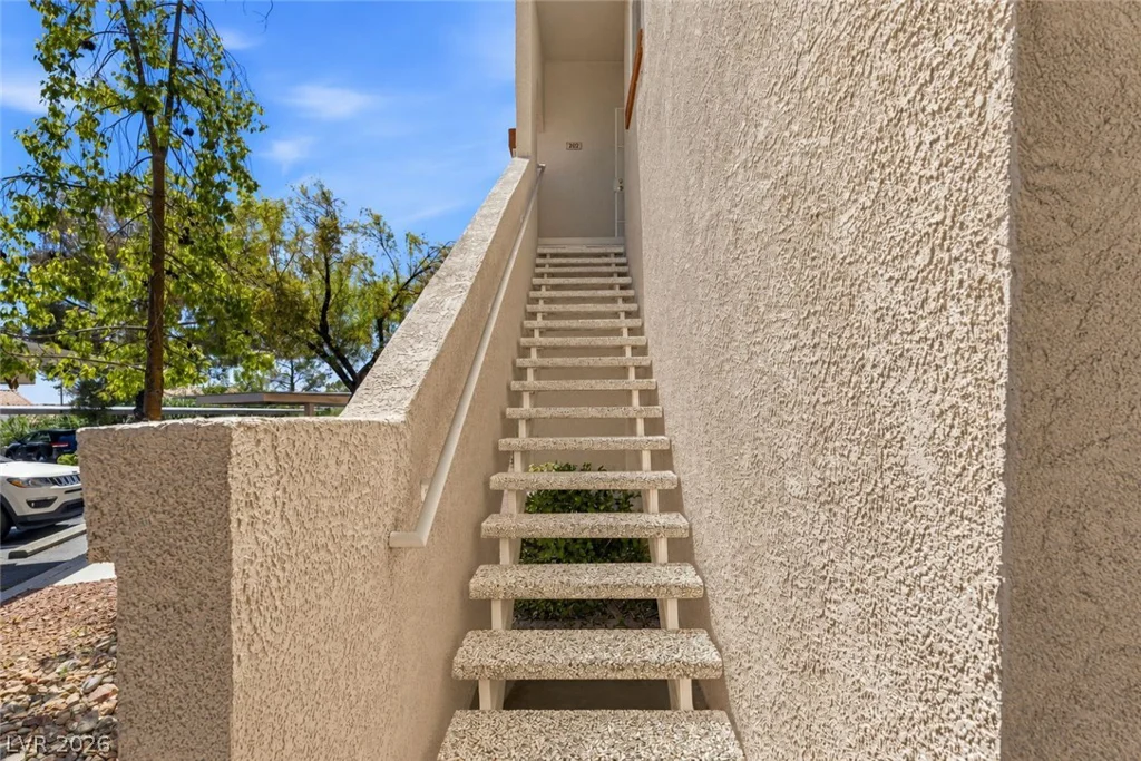525 Indian Princess, Las Vegas, NV 89145