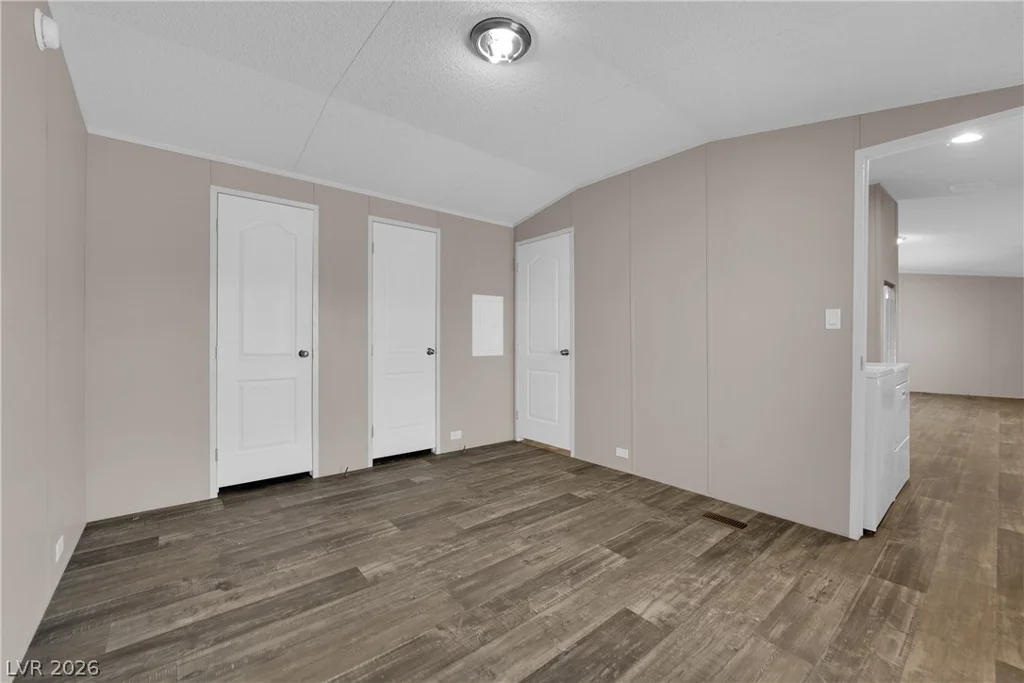 5240 Los Pinos, Las Vegas, NV 89122