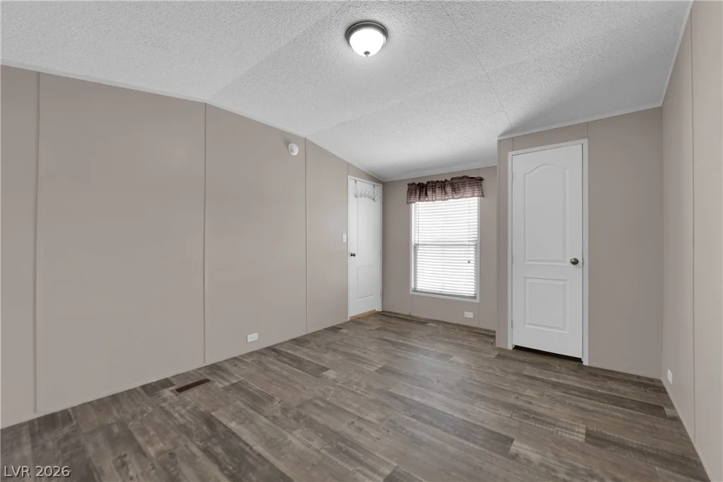 5240 Los Pinos, Las Vegas, NV 89122
