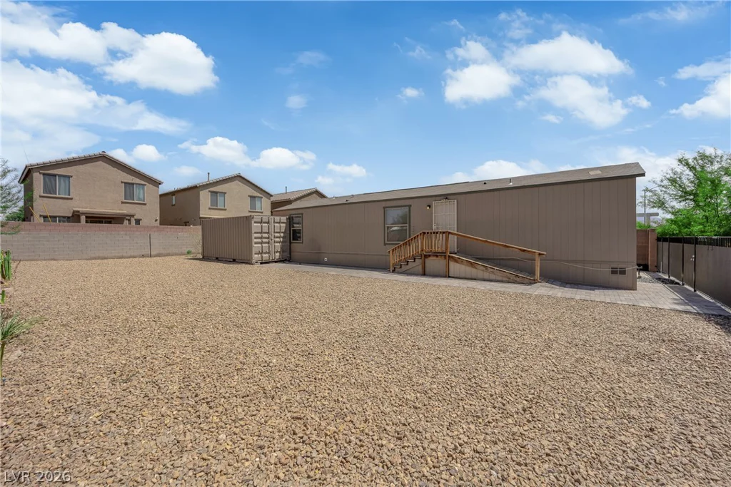 5240 Los Pinos, Las Vegas, NV 89122