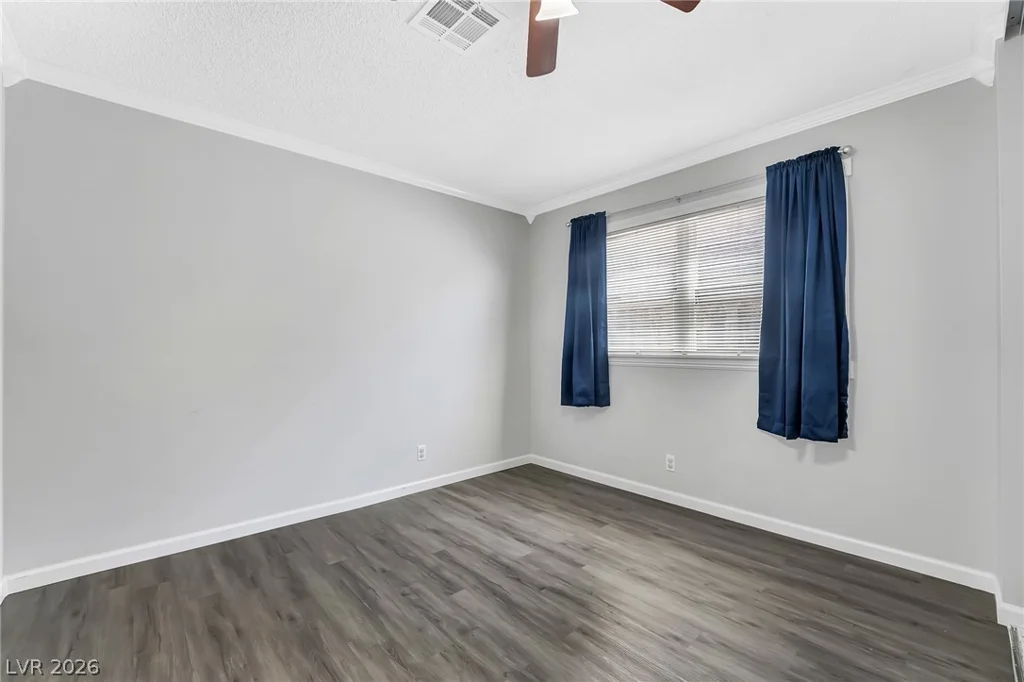 1649 Price, Henderson, NV 89011