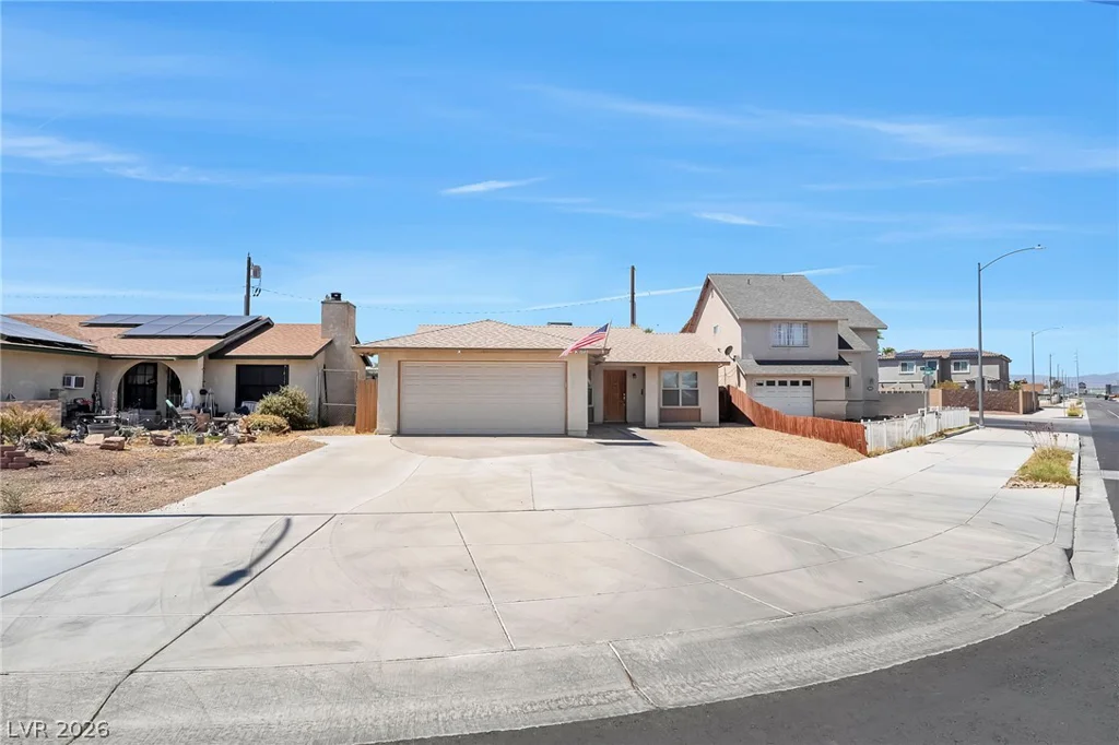 1649 Price, Henderson, NV 89011