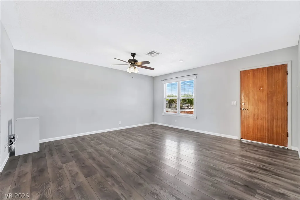 1649 Price, Henderson, NV 89011
