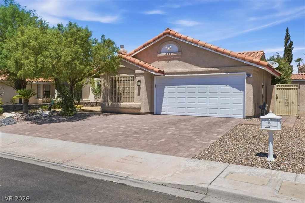 1344 White, Las Vegas, NV 89119