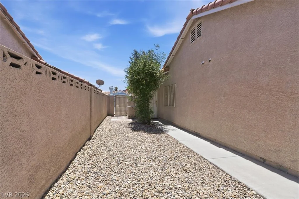 1344 White, Las Vegas, NV 89119