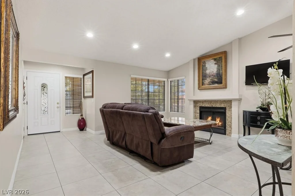1344 White, Las Vegas, NV 89119