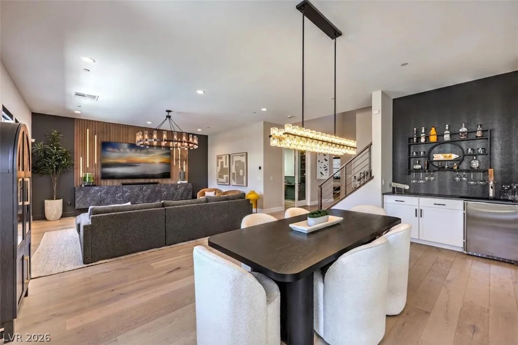 10214 Sequoia Glen, Las Vegas, NV 89166
