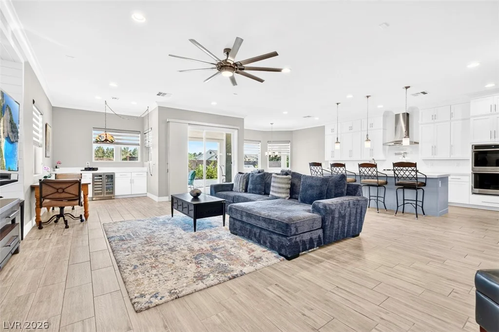 6291 Braided Romel, Las Vegas, NV 89131
