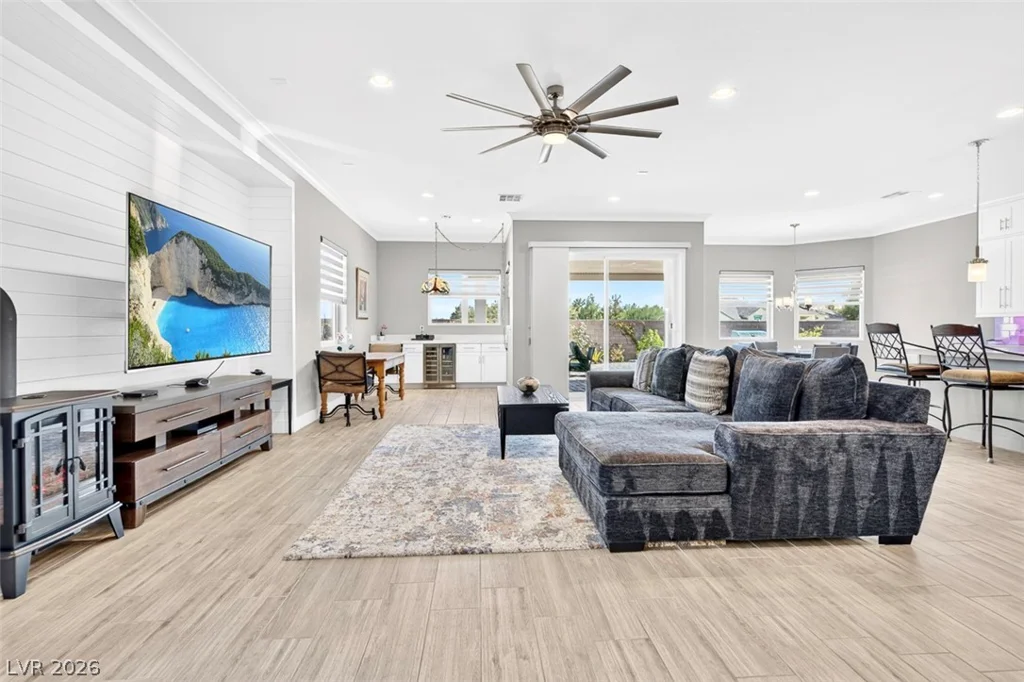 6291 Braided Romel, Las Vegas, NV 89131