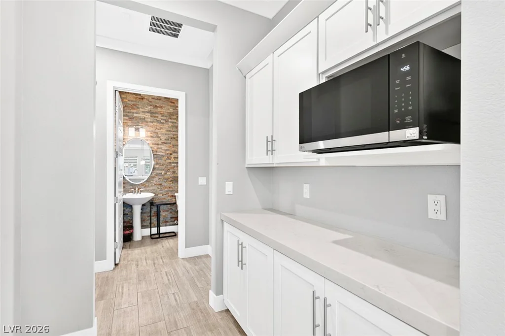 6291 Braided Romel, Las Vegas, NV 89131