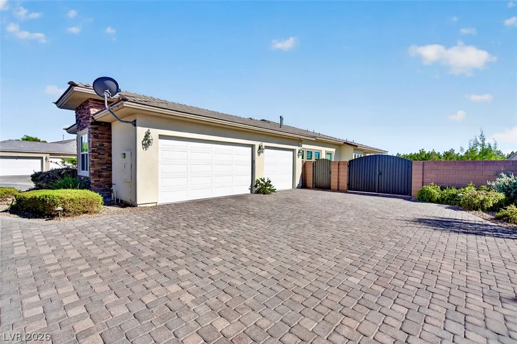 6291 Braided Romel, Las Vegas, NV 89131
