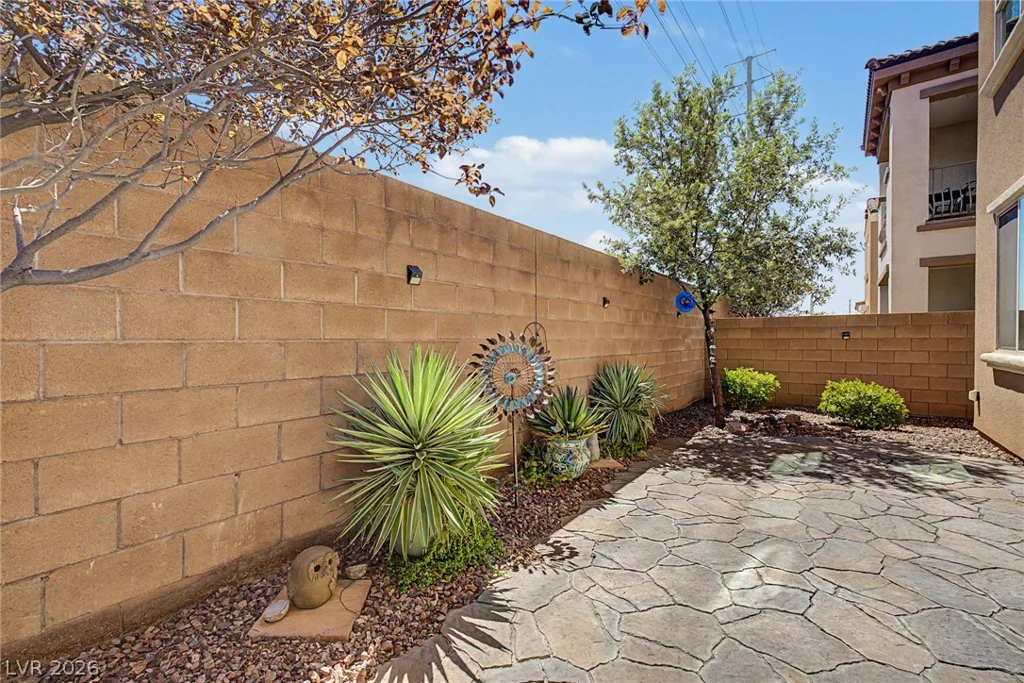 2156 Solvang Mill, Las Vegas, NV 89135