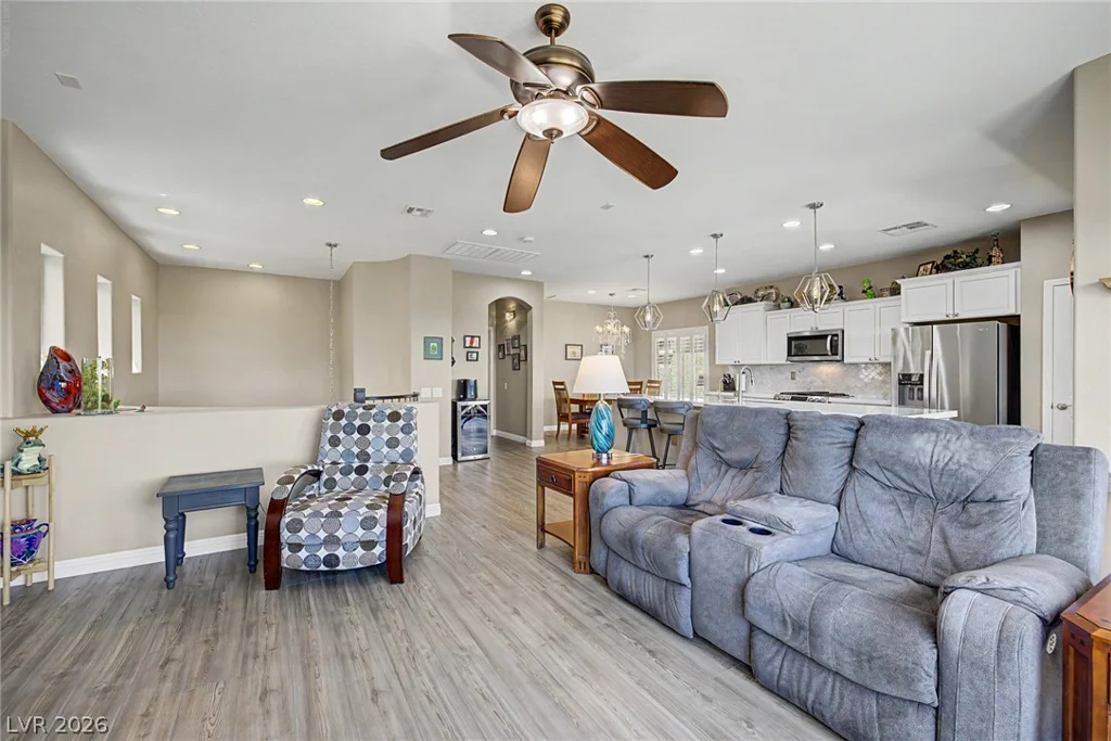 2156 Solvang Mill, Las Vegas, NV 89135