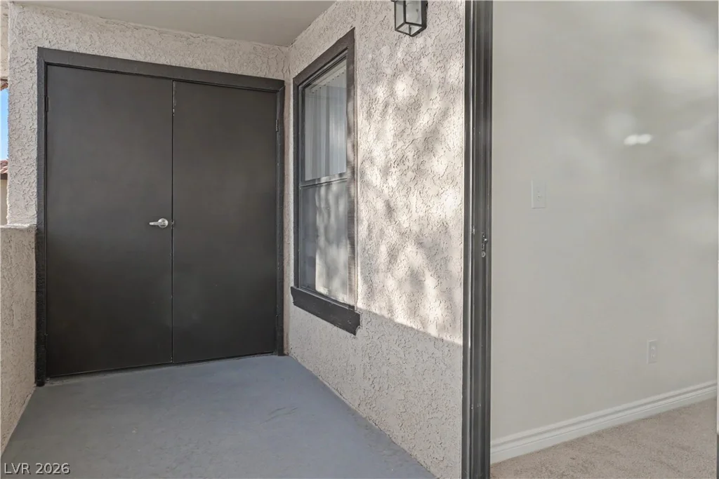 2451 Rainbow, Las Vegas, NV 89108