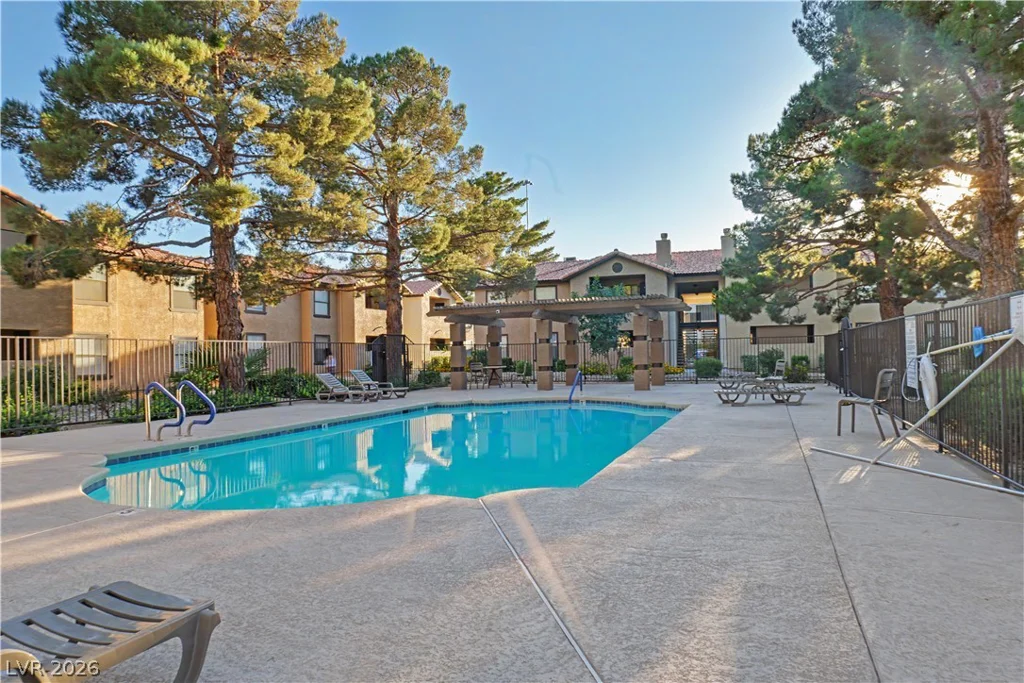 2451 Rainbow, Las Vegas, NV 89108