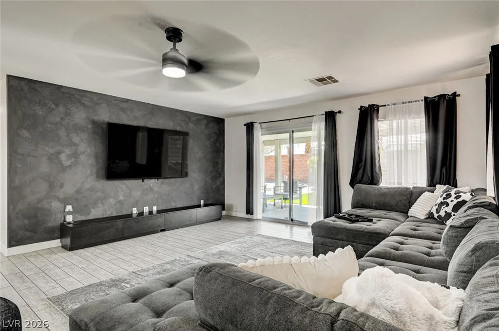 3115 Hammer, North Las Vegas, NV 89031