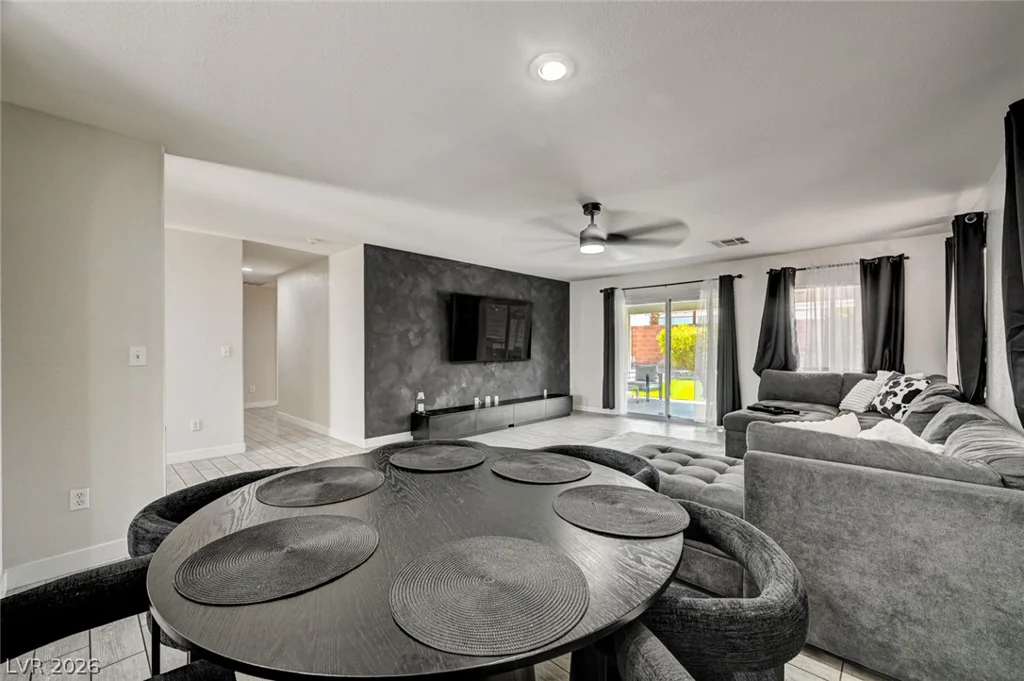 3115 Hammer, North Las Vegas, NV 89031