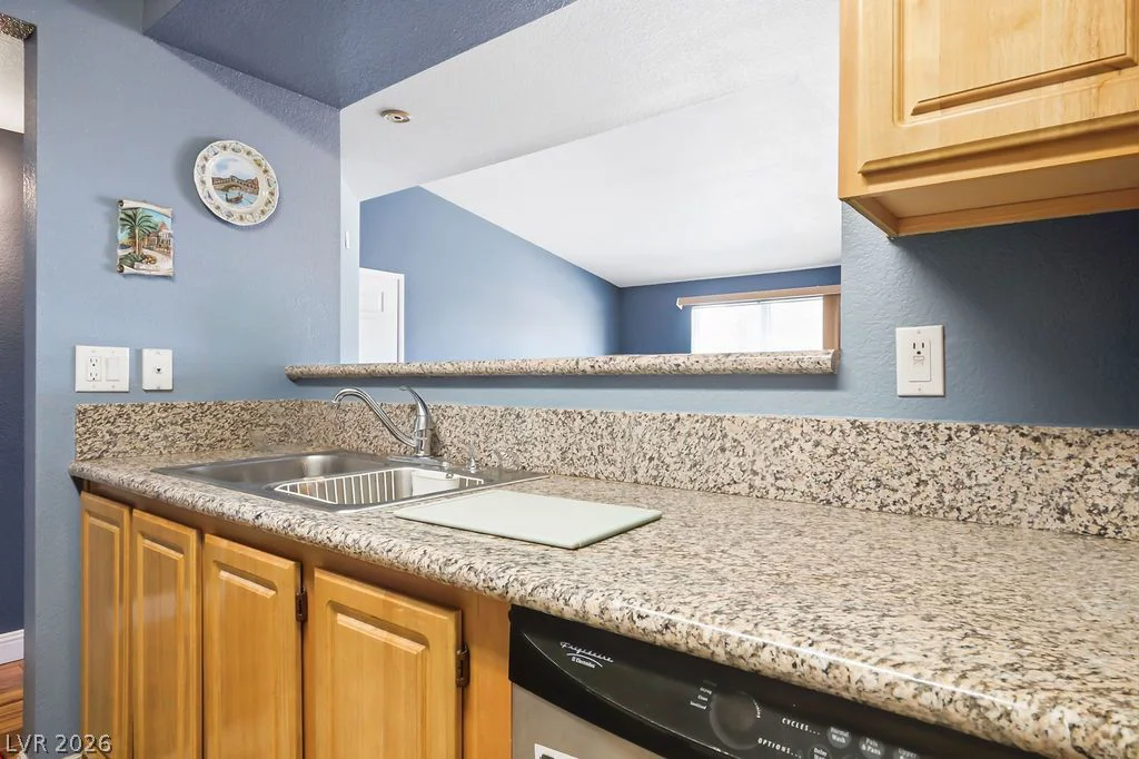 5055 Hacienda, Las Vegas, NV 89118