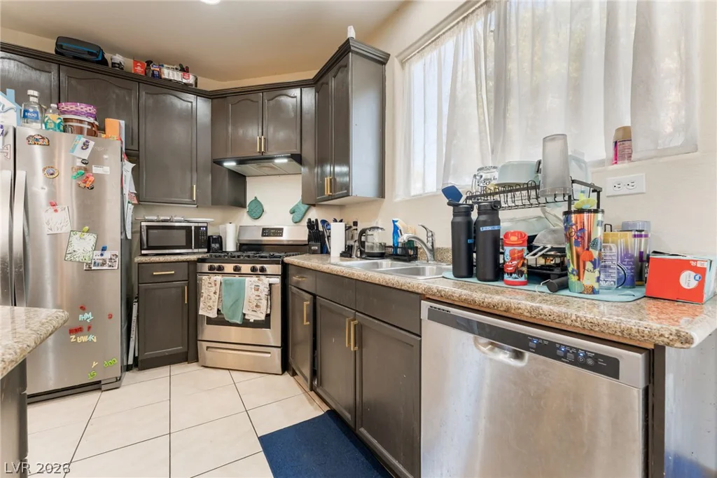 5537 Punto Del Castello, North Las Vegas, NV 89081