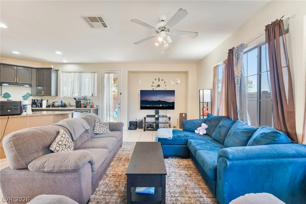 5537 Punto Del Castello, North Las Vegas, NV 89081
