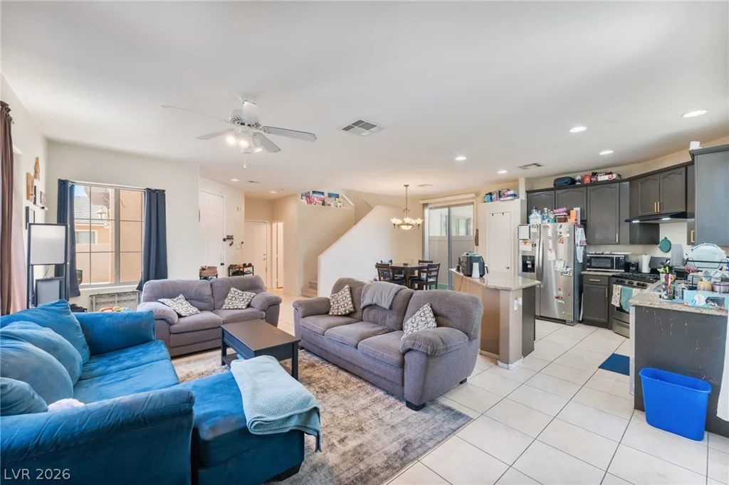 5537 Punto Del Castello, North Las Vegas, NV 89081