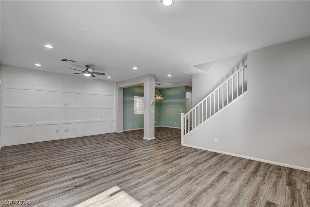 8355 Cozumel Creek, Las Vegas, NV 89113