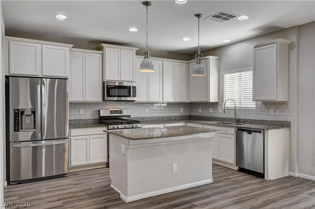 8355 Cozumel Creek, Las Vegas, NV 89113