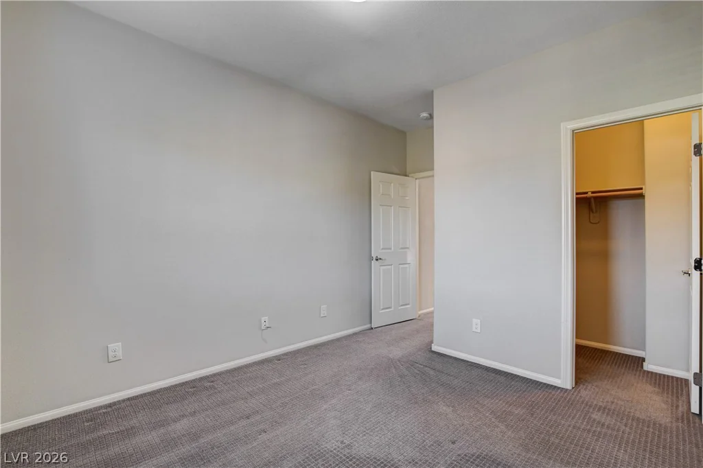 8355 Cozumel Creek, Las Vegas, NV 89113
