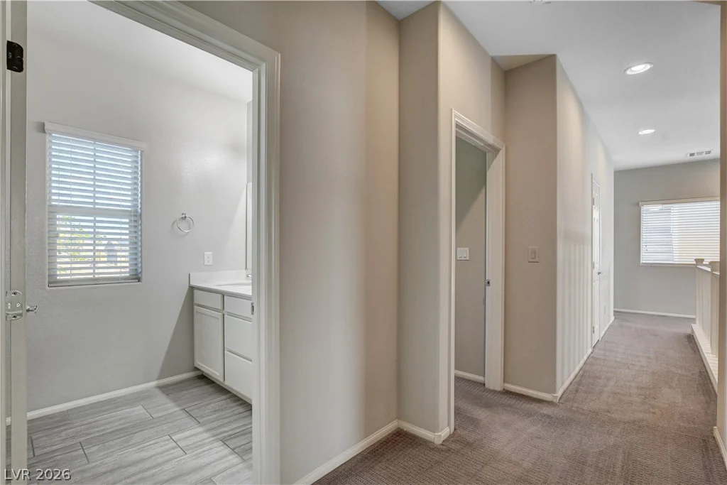 8355 Cozumel Creek, Las Vegas, NV 89113
