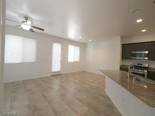 6623 Seahorse Reef, Las Vegas, NV 89149
