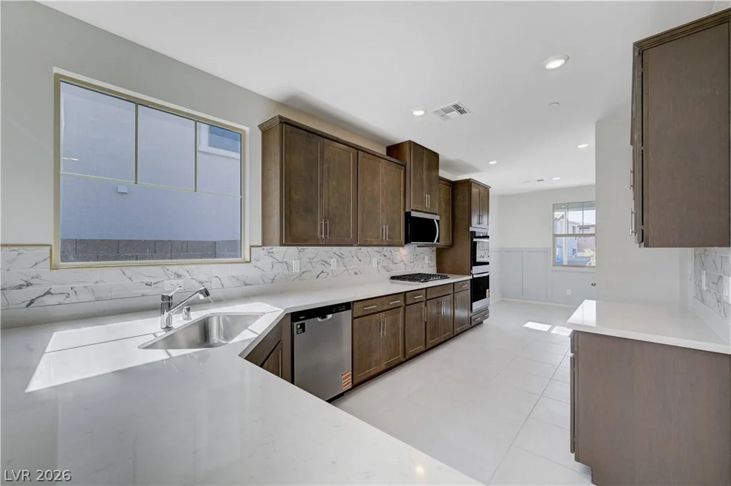 12470 Madison Park, Las Vegas, NV 89138