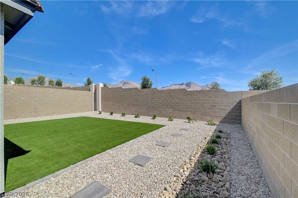 12470 Madison Park, Las Vegas, NV 89138