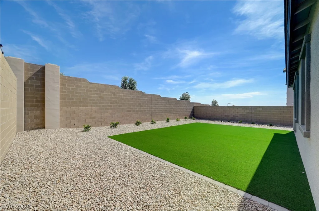 12470 Madison Park, Las Vegas, NV 89138