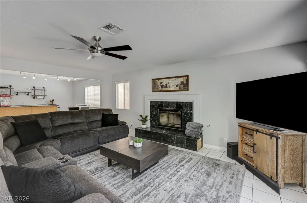 9920 Barrier Reef, Las Vegas, NV 89117