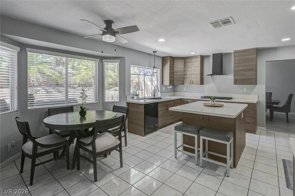 9920 Barrier Reef, Las Vegas, NV 89117