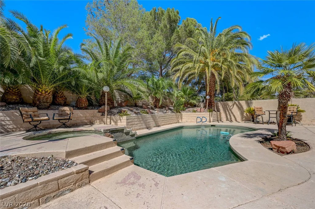 9920 Barrier Reef, Las Vegas, NV 89117