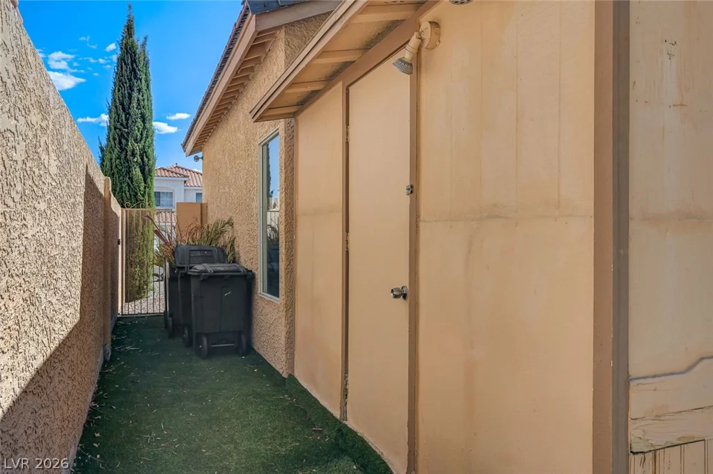 9920 Barrier Reef, Las Vegas, NV 89117
